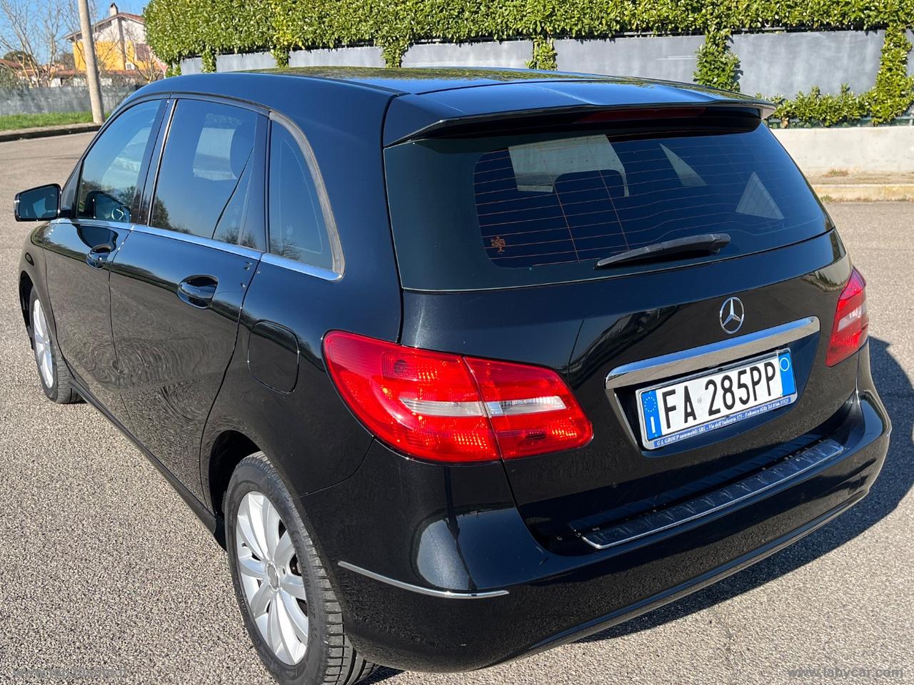 MERCEDES-BENZ B 180 CDI Automatic Executive