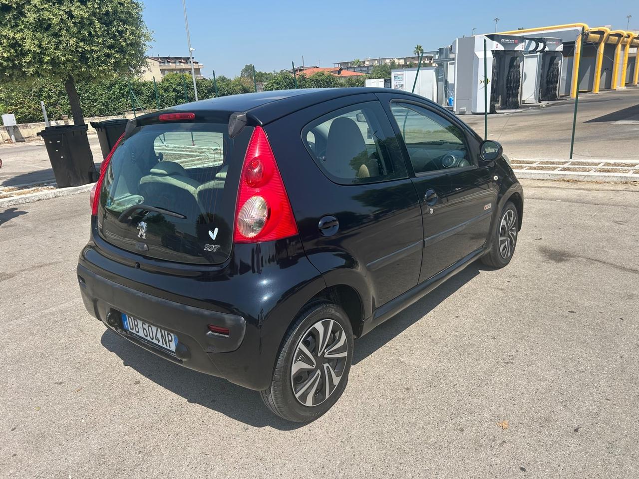 Peugeot 107 1.0 68CV 5p. Sweet Years