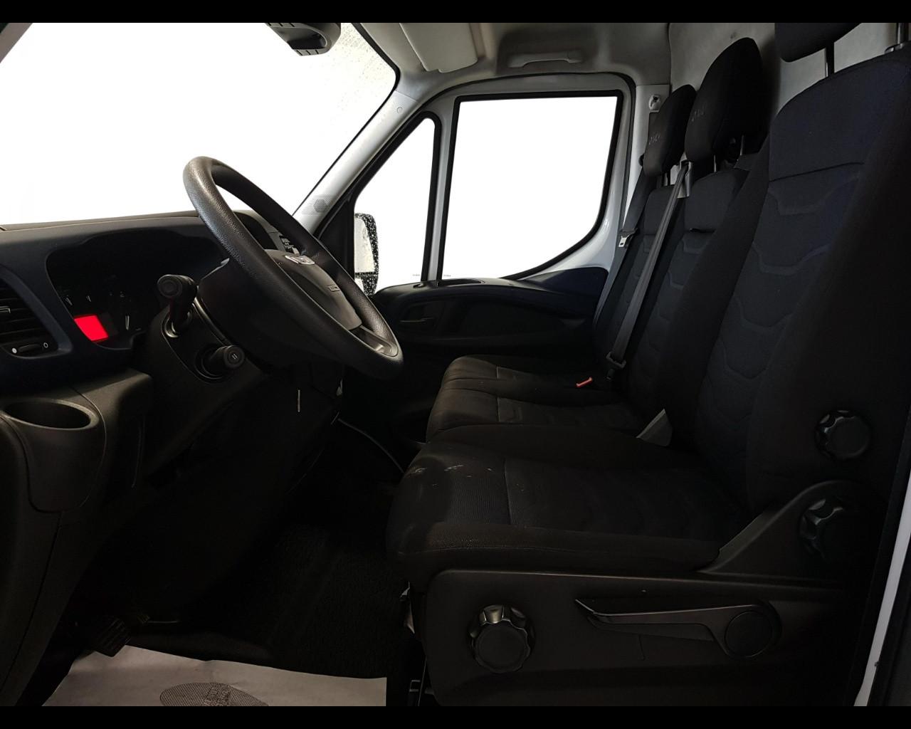IVECO Daily V - daily 35 S14 A8 V LH3 3520 E6