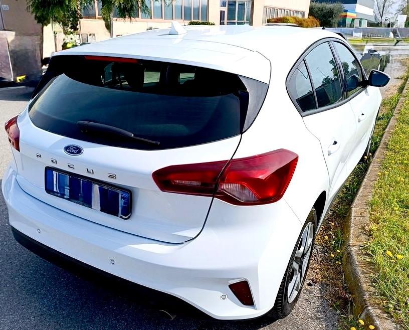 Ford Focus 1.5 EcoBlue 120 CV 5p. Si neopatentati