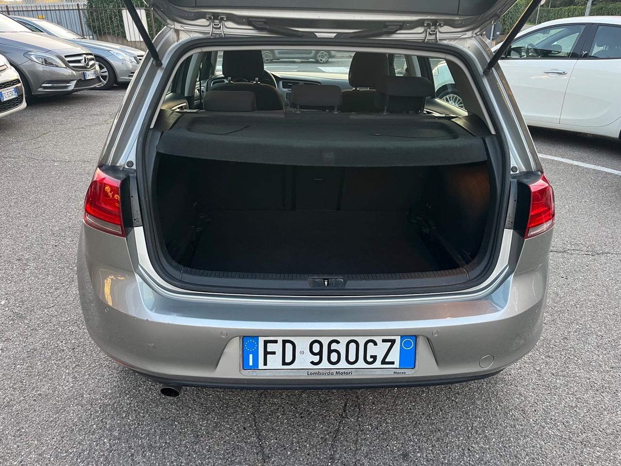 Volkswagen Golf VII/ 1.6TDI/110CV/neopatentati/Euro6B/unico proprietario/5Porte e 5Posti