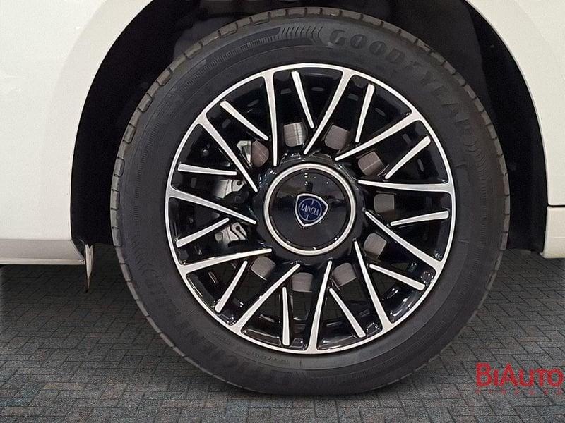 Lancia Ypsilon Ypsilon 1.0 firefly hybrid Platino s&s 70cv