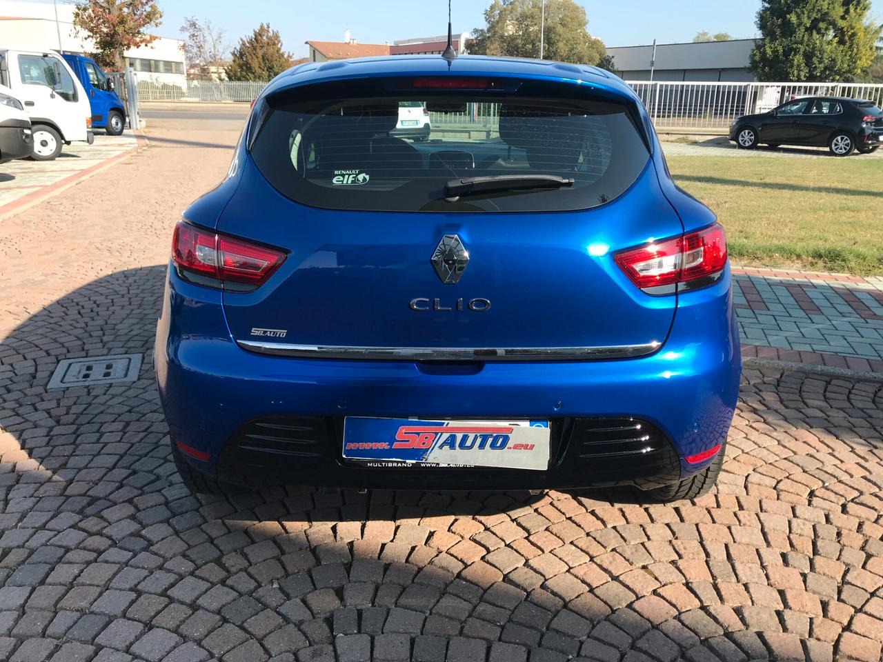 Renault Clio dCi 8V 75 CV 5 porte Moschino Life