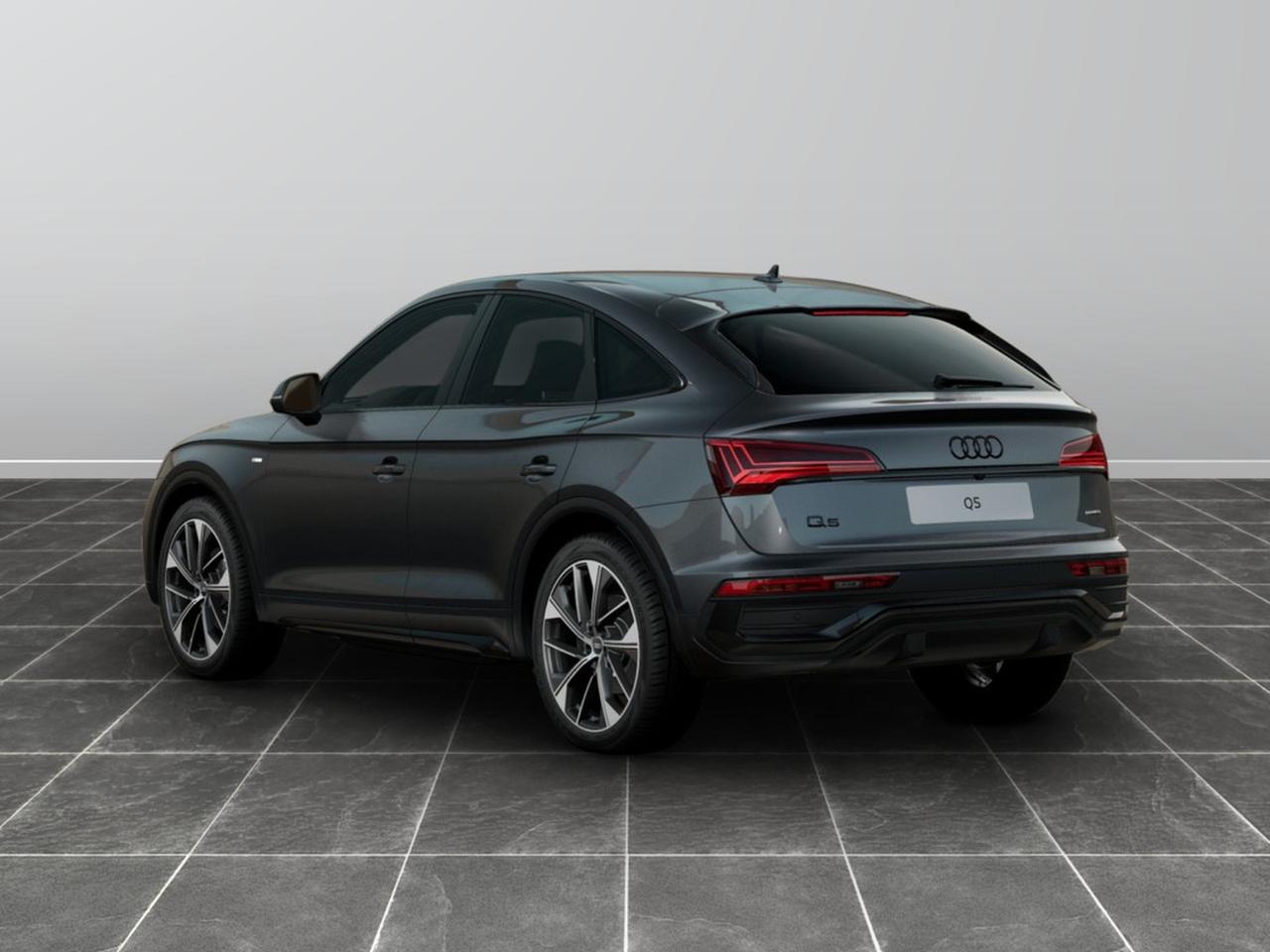 Audi Q5 sportback 40 2.0 tdi mhev 12v identity black quattro s tronic