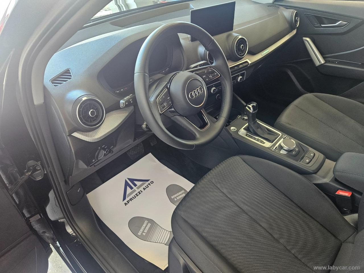 AUDI Q2 30 TDI S tronic Business