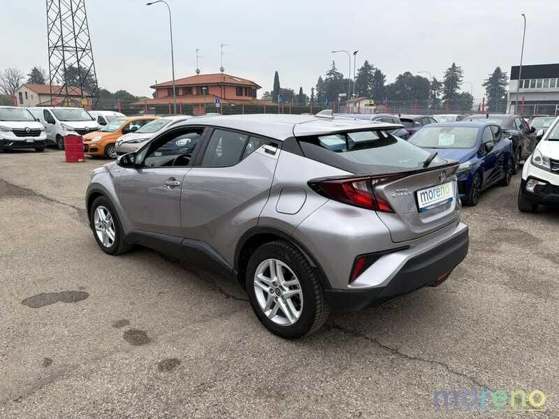 Toyota C-HR 1.8h Active E-CVT