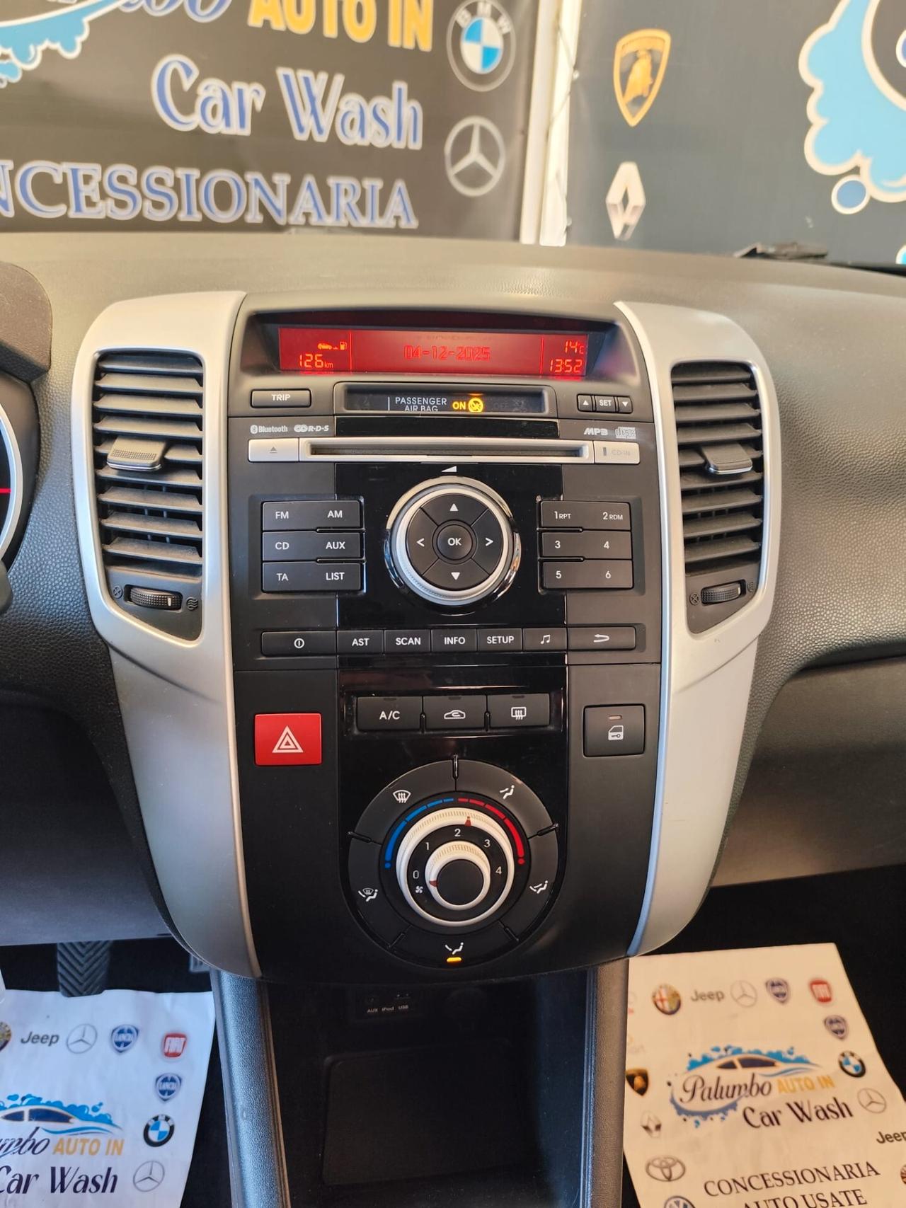 Kia Venga 1.4 CRDi 90CV CROSSOVER