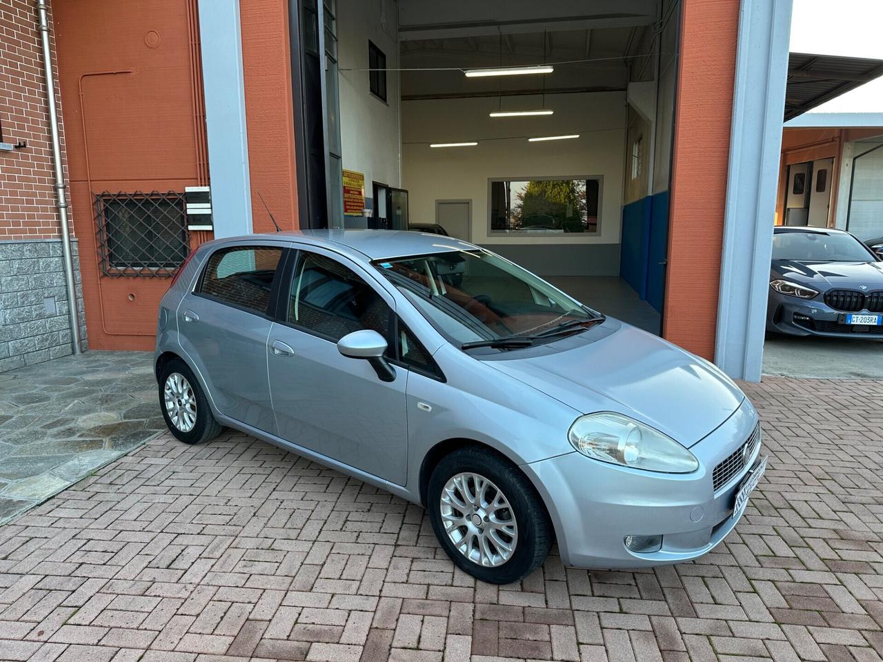 Fiat Grande Punto 1.3 75CV OK NEOPATENTATO