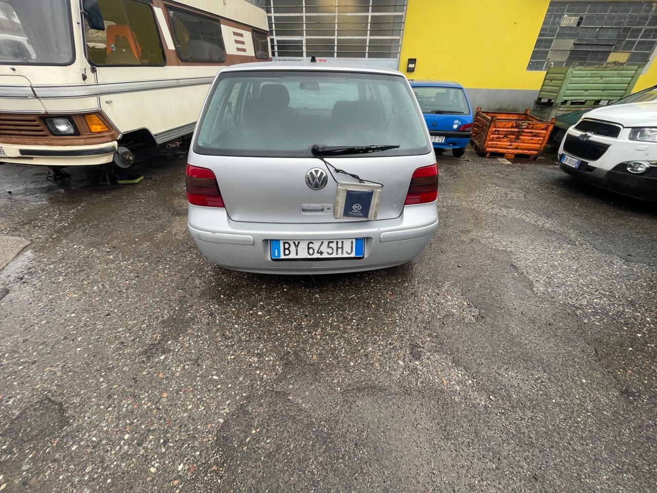Volkswagen Golf 1.9 TDI/101 CV cat 5p. Comfortline