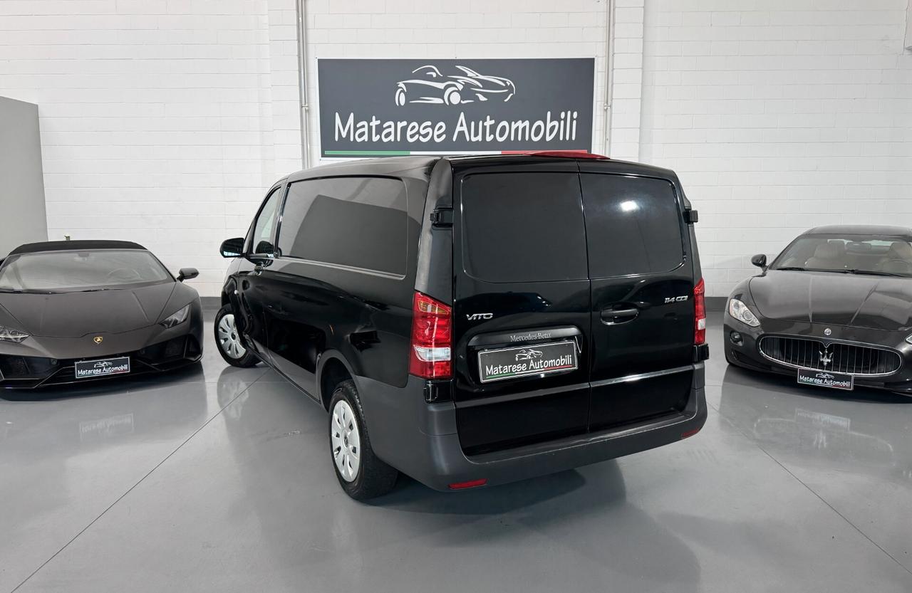 Mercedes-Benz Vito 114 cdi 2.0cc 136cv 3 Posti CarPlay Navigatore OK Neopatentati
