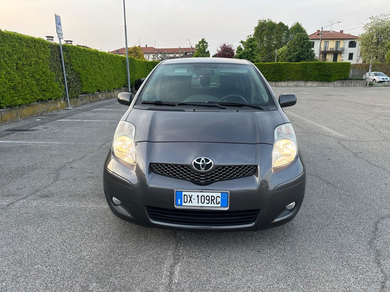 Toyota Yaris 1.4 D-4D 5 porte Sol