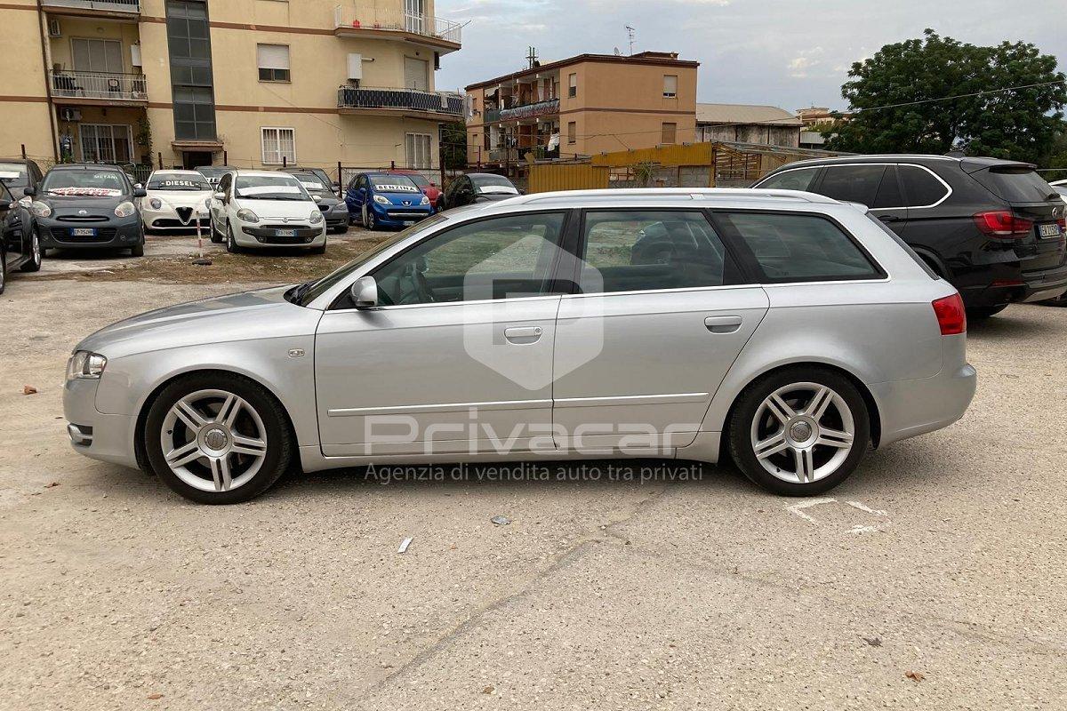 AUDI A4 2.0 16V TFSI Avant quattro Top