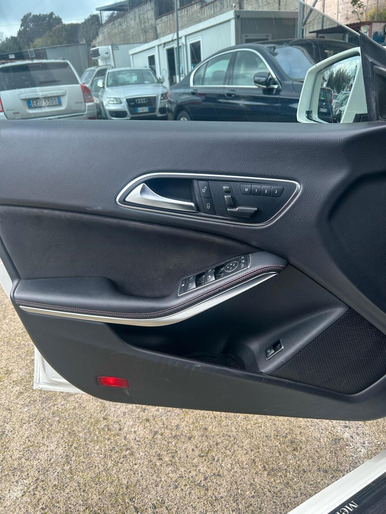 Mercedes-benz CLA 220 CLA 220 CDI Automatic Premium