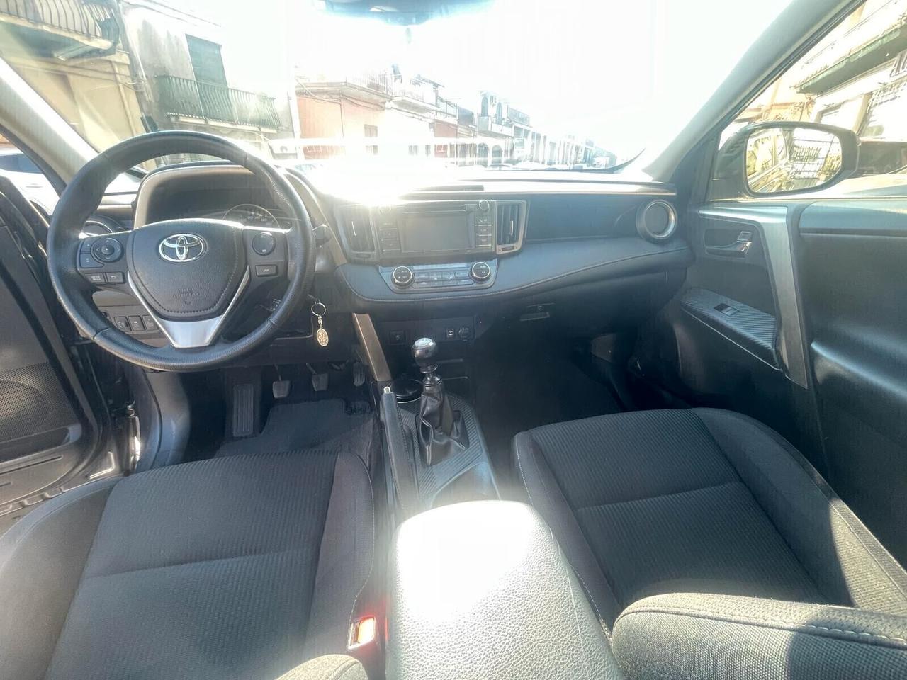 Toyota RAV 4 RAV4 2.0 D-4D 2WD RETROCAMERA/NAVI