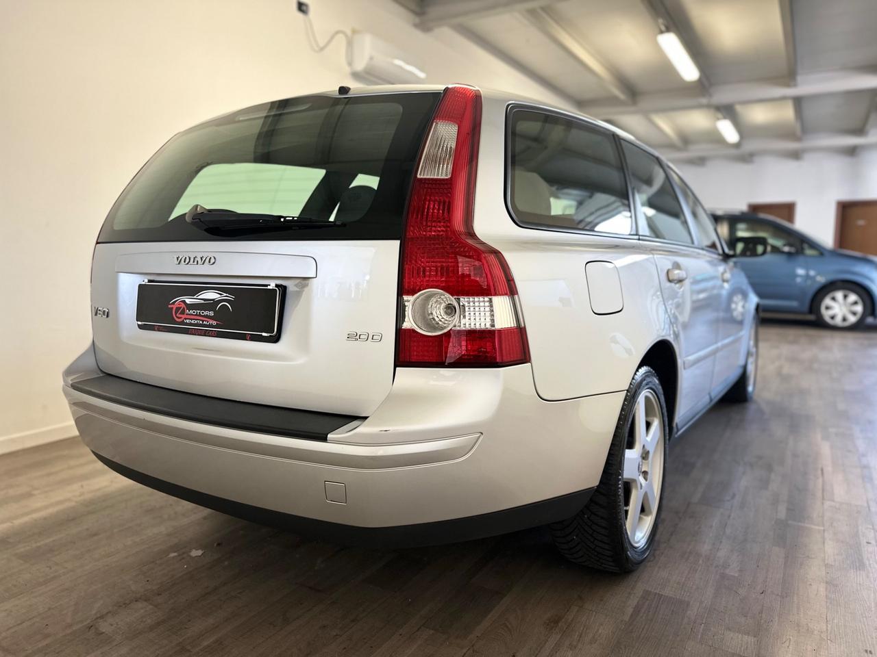 Volvo V50 2.0 D cat Summum OK NEOPATENTATI
