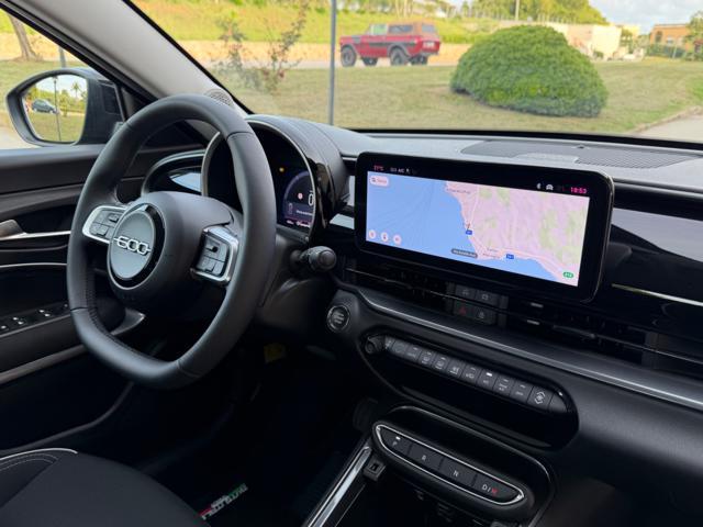 FIAT 600 HYBRID 145CV DCT MHEV+NAVI+RCAM+2PDC+LED