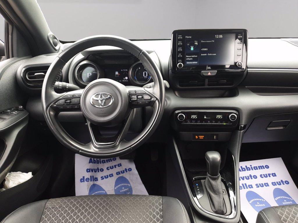 TOYOTA Yaris 1.5h style del 2021