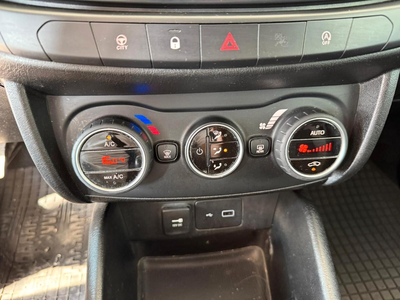 Fiat Tipo 1.6 Mjt S&S 5 porte S-Design