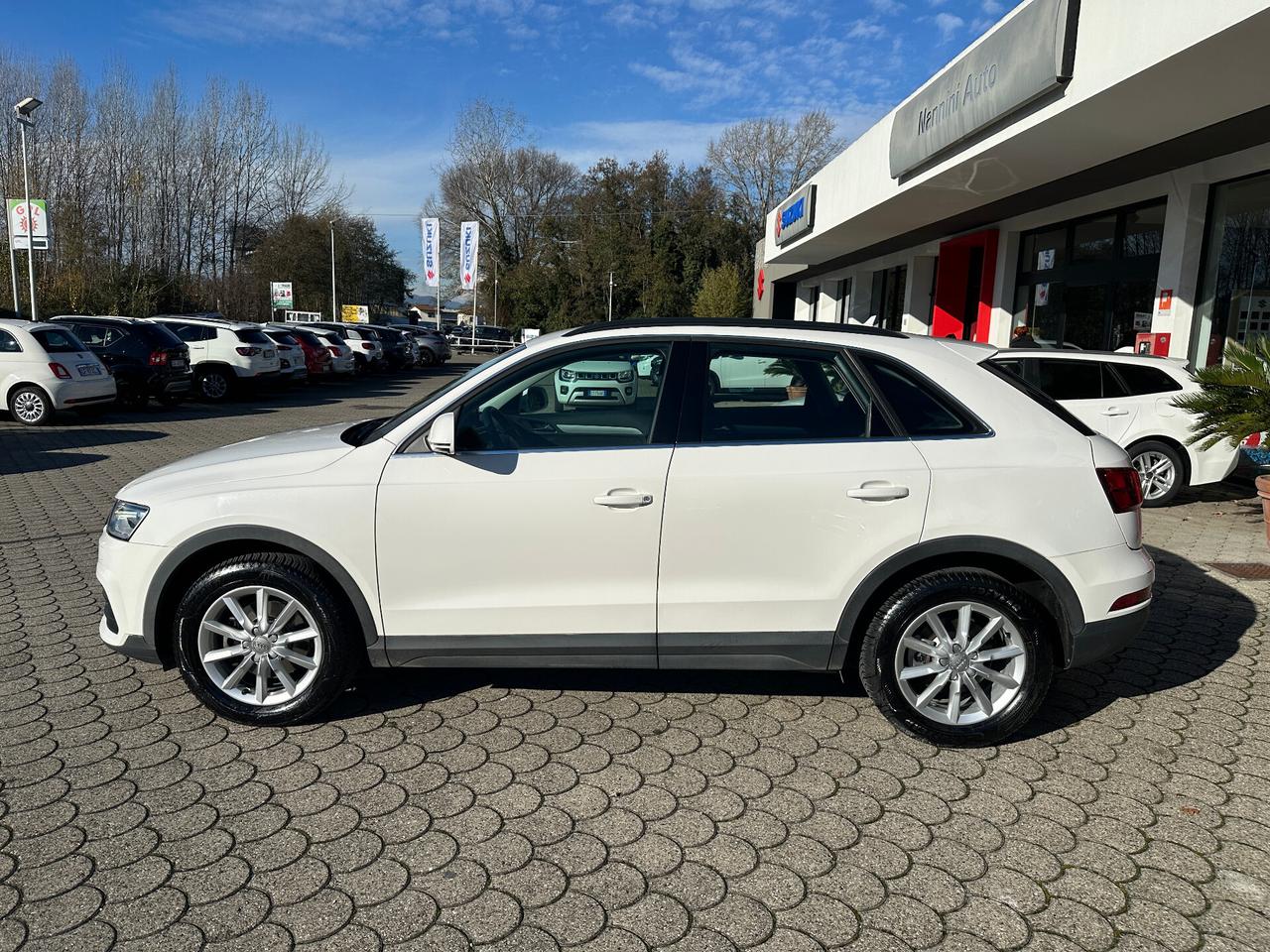 Audi Q3 2.0 TDI 120 CV Business