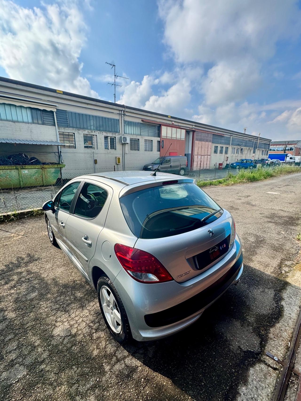 Peugeot 207 1.4 VTi 95CV 5p. Energie Sport