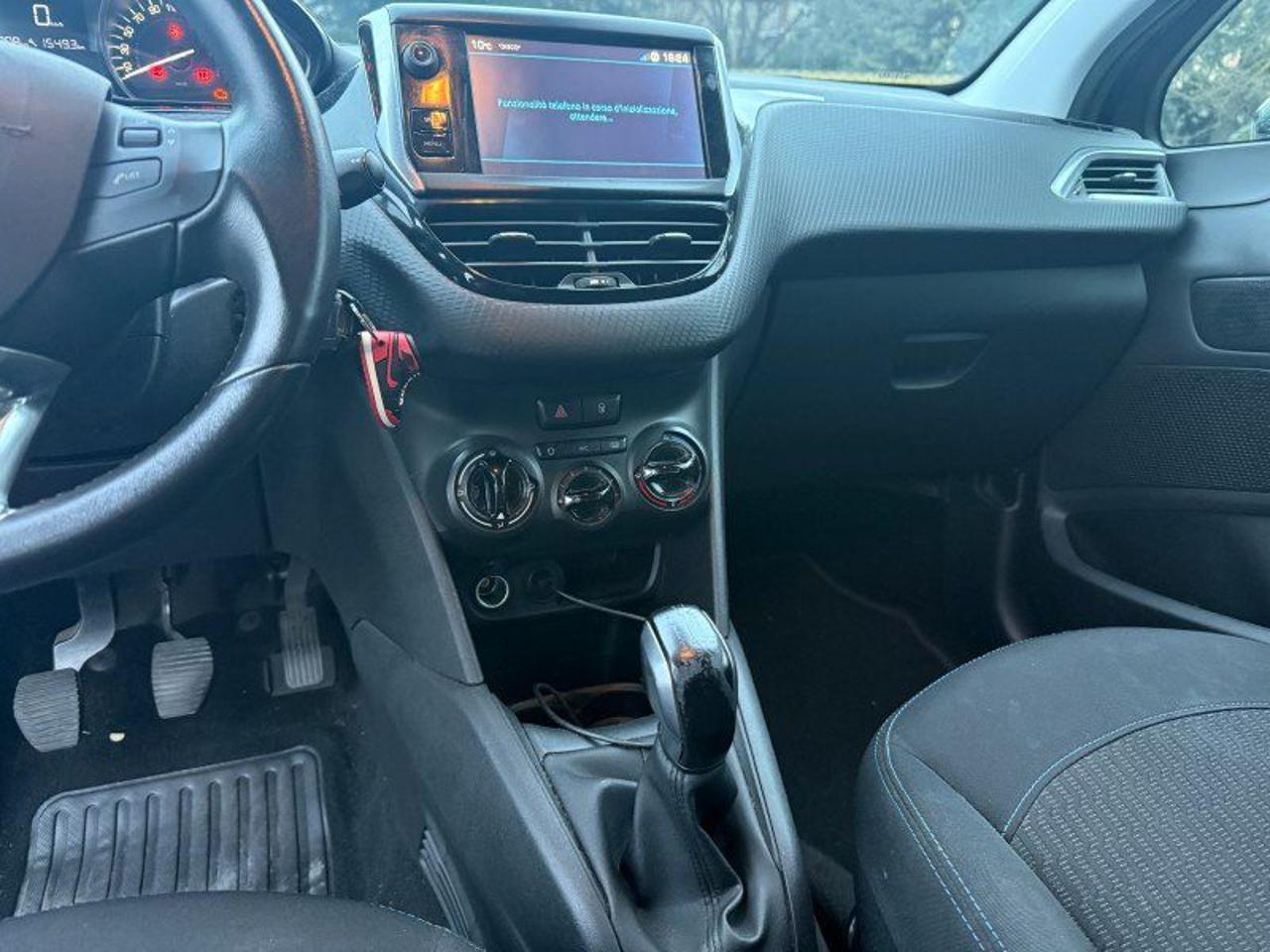 Peugeot 208 BlueHDi 100 S&S 5 porte Signature