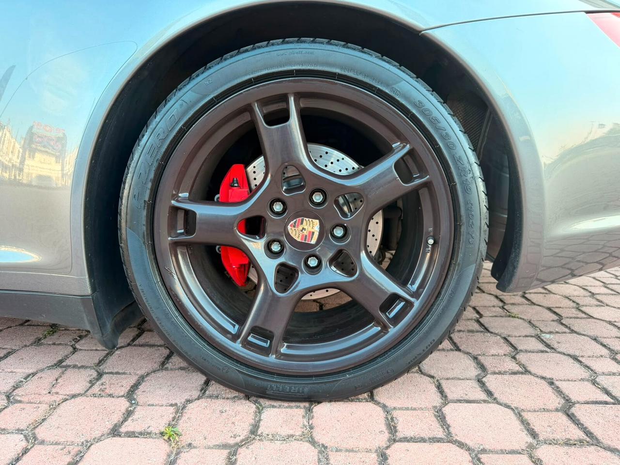 Porsche 911 Carrera 4S Cabriolet