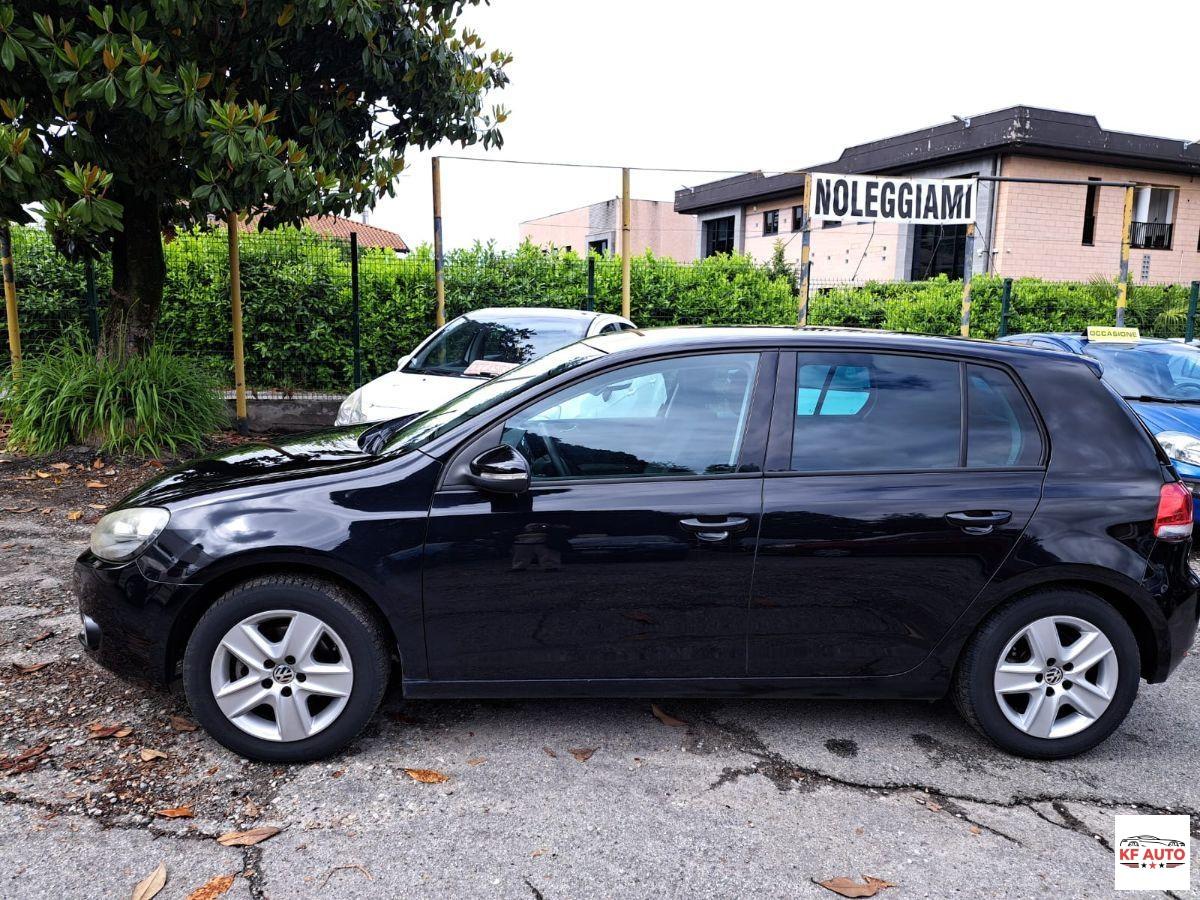 VOLKSWAGEN - Golf 1.6 tdi Comfortline 5p