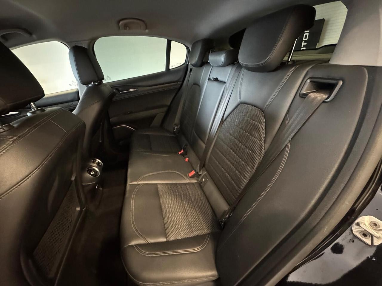 Alfa Romeo Stelvio 2.2 Q4 180cv iva esposta