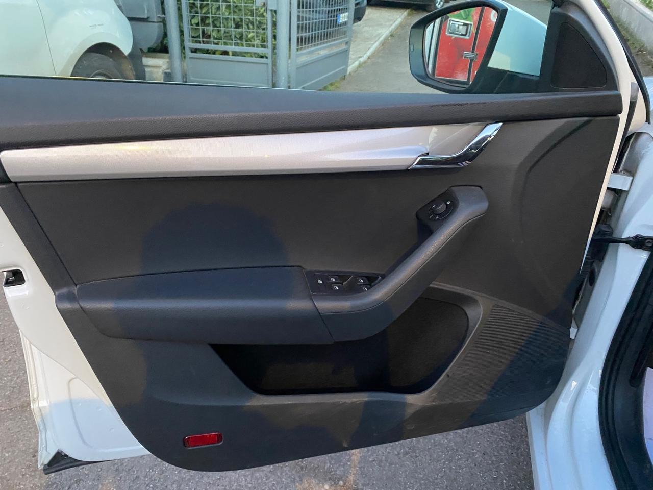 Skoda Octavia 2.0 DSG WAGON STILE 110kW