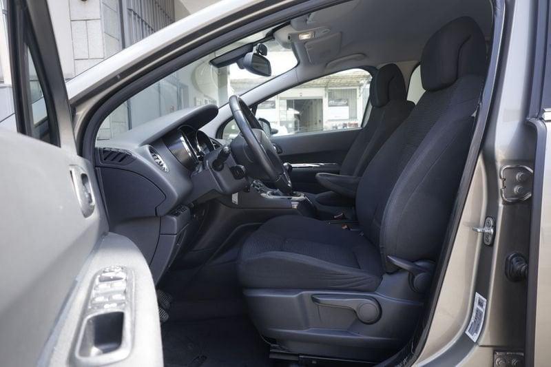 Peugeot 5008 Peugeot 5008 1.6 HDi 112CV Allure 7 POSTI Unicoproprietario