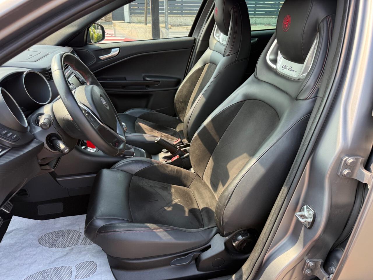 Alfa Romeo Giulietta 1.6 JTDm 120 CV QUADRIFOGLIO