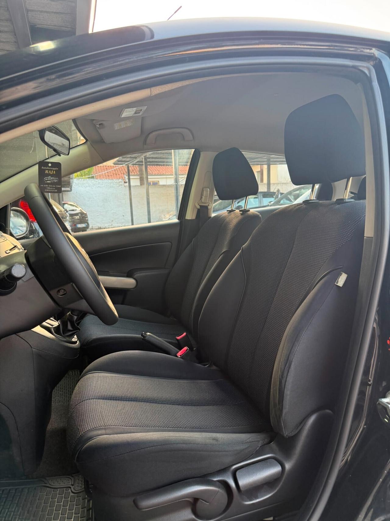 Mazda 2 1.3 16V 86CV 5p. Fun