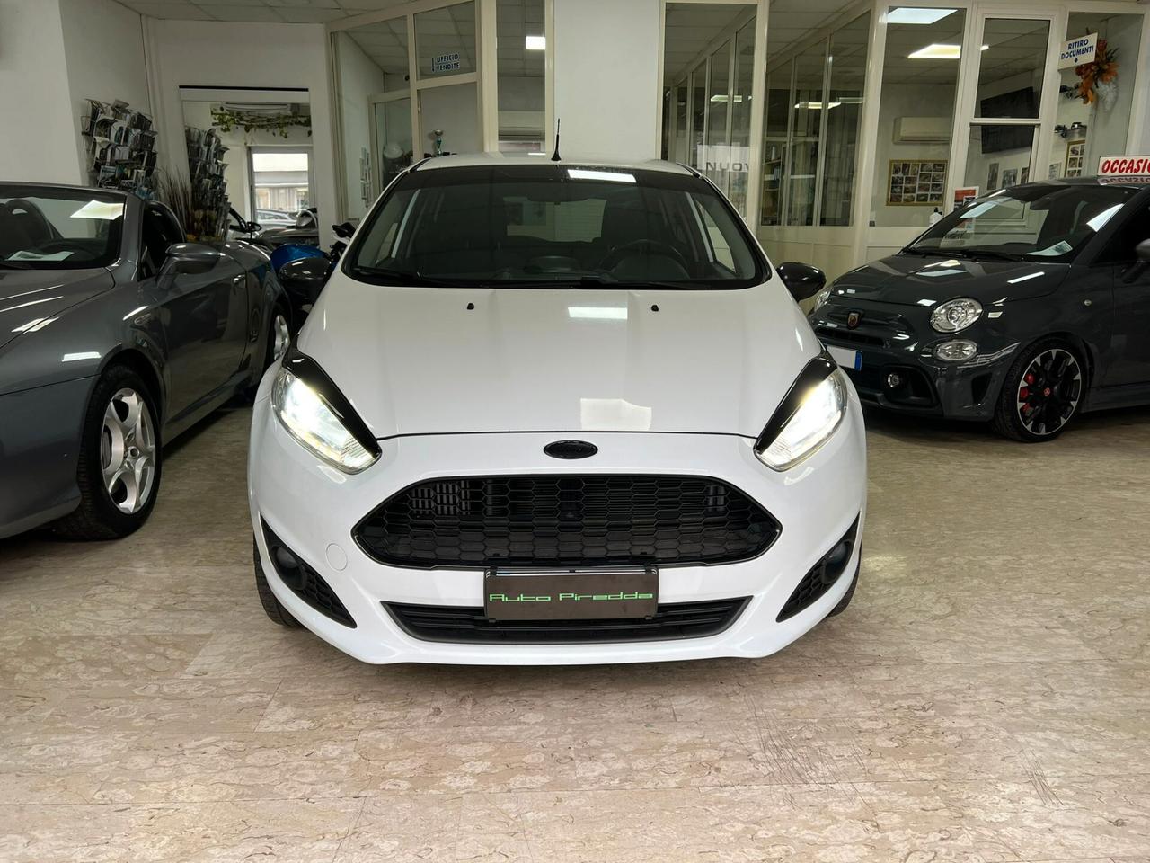 Ford Fiesta 1.5 TDCi 75CV 5 porte Titanium