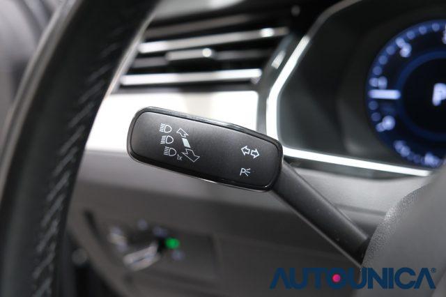 VOLKSWAGEN Passat Variant 2.0 TDI 190 CV DSG HIGHLINE BMT FARI LED