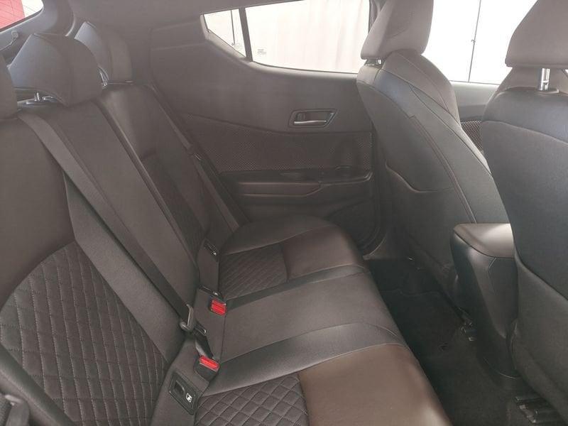 Toyota C-HR 1.8 Hybrid E-CVT Lounge