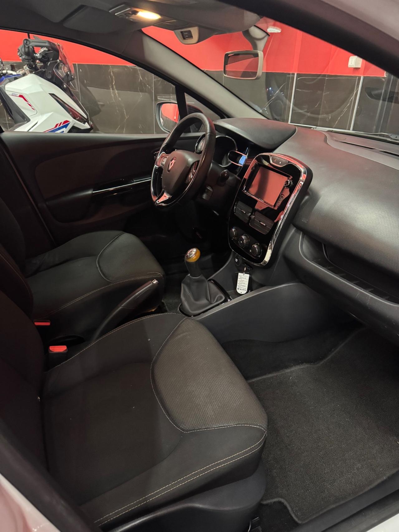 Renault Clio 1.2 75CV GPL 5 porte Wave