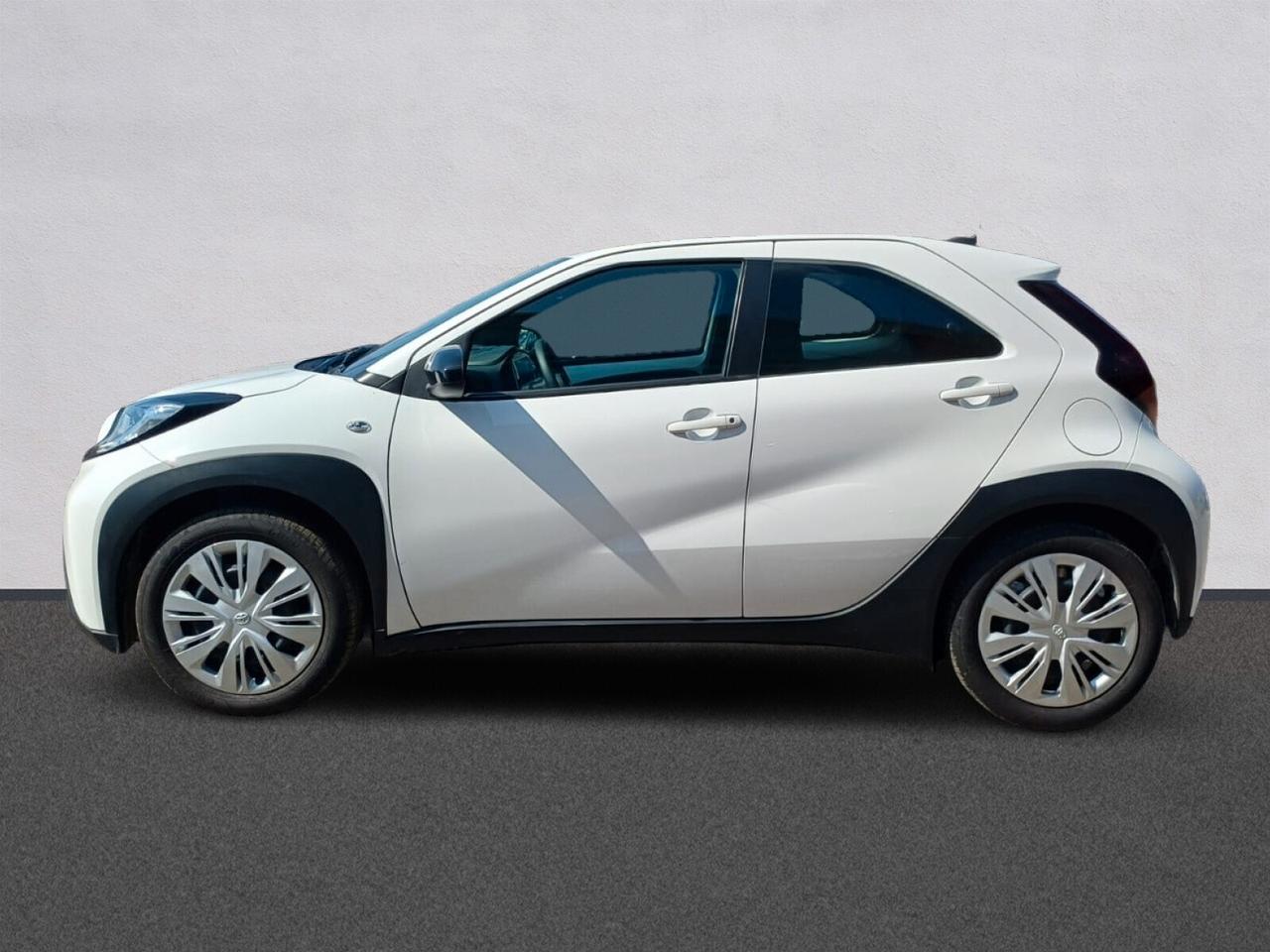 Toyota Aygo X 1.0 Manuale Active | da €180,00 al mese