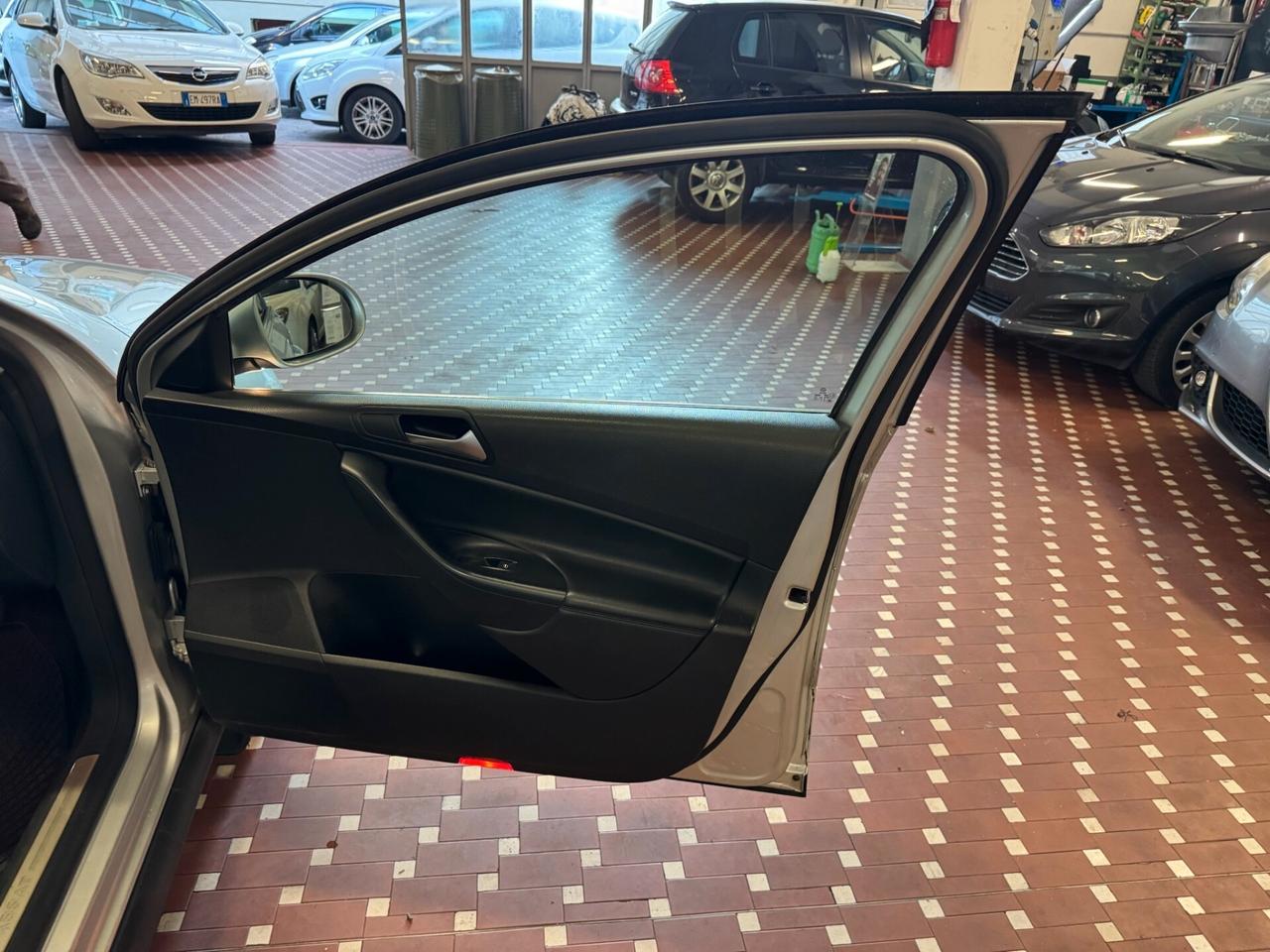 Volkswagen Passat 2.0 16V FSI 4mot. Var. Highline - UNICO PROPRIETARIO