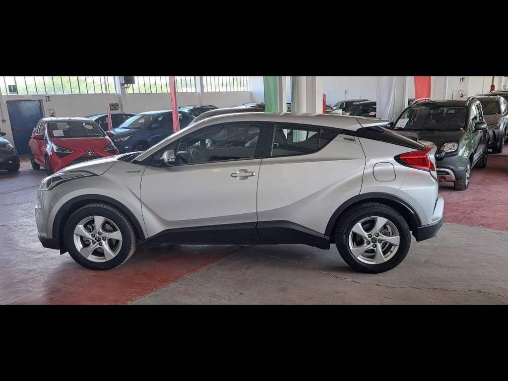 Toyota C-HR 5 Porte 1.8 Hybrid Active 2WD E-CVT