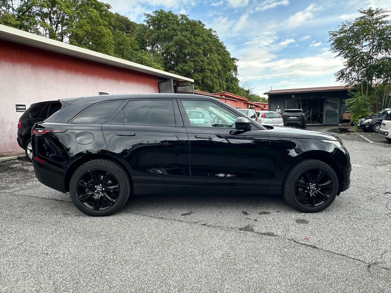 Land Rover Range Velar 2.0 TD4 180 CV R-Dynamic Full Black Pack Service Permute Rate Garanzia