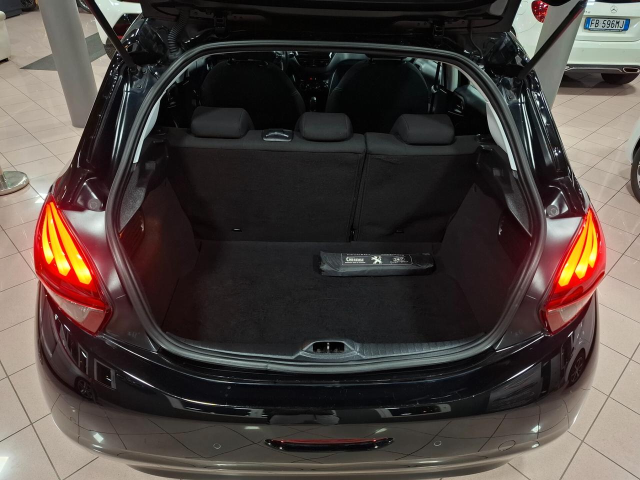 Peugeot 208 1.2 Benzina-GPL Neopatentato