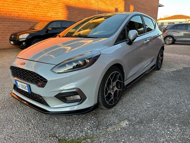 FORD Fiesta 1.5 Ecoboost 200 CV 5 porte ST