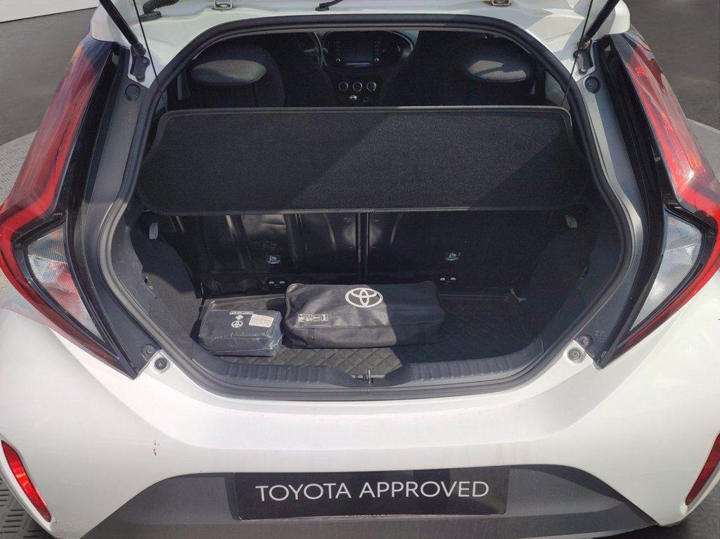 TOYOTA Aygo x 1.0 active 72cv del 2023