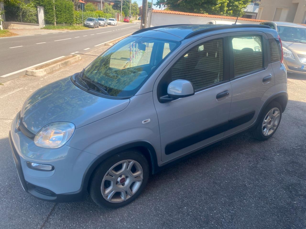 Fiat Panda 1.0 FireFly S&S Hybrid Red