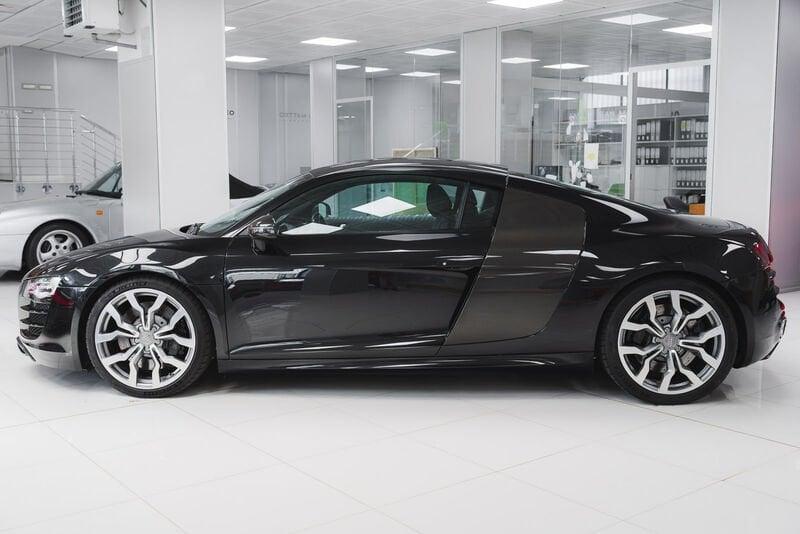 Audi R8 4.2 V8 IVA ESPOSTA