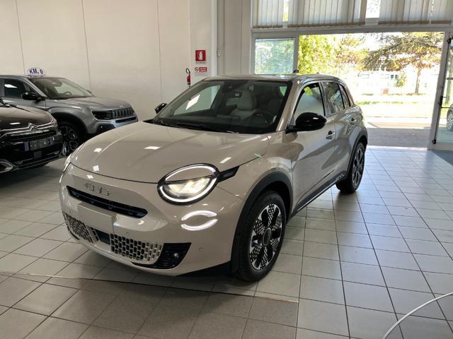FIAT 600 Hybrid DCT MHEV La Prima KM0