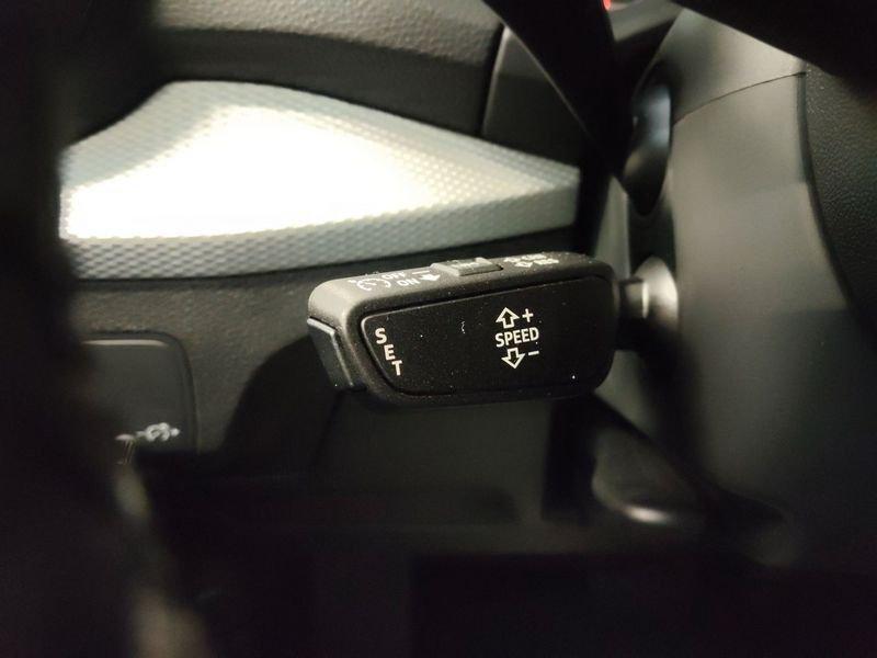 Audi Q2 Q2 35 TDI S tronic Business Advanced