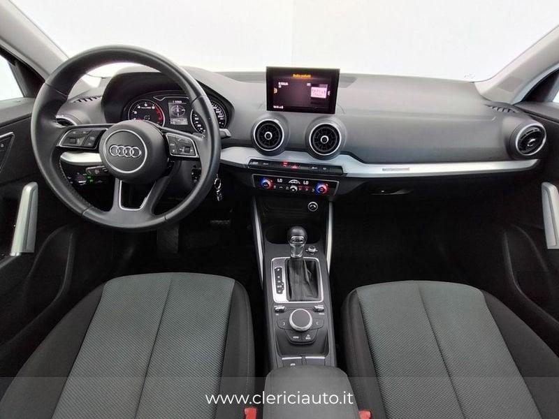 Audi Q2 30 TFSI S tronic Business