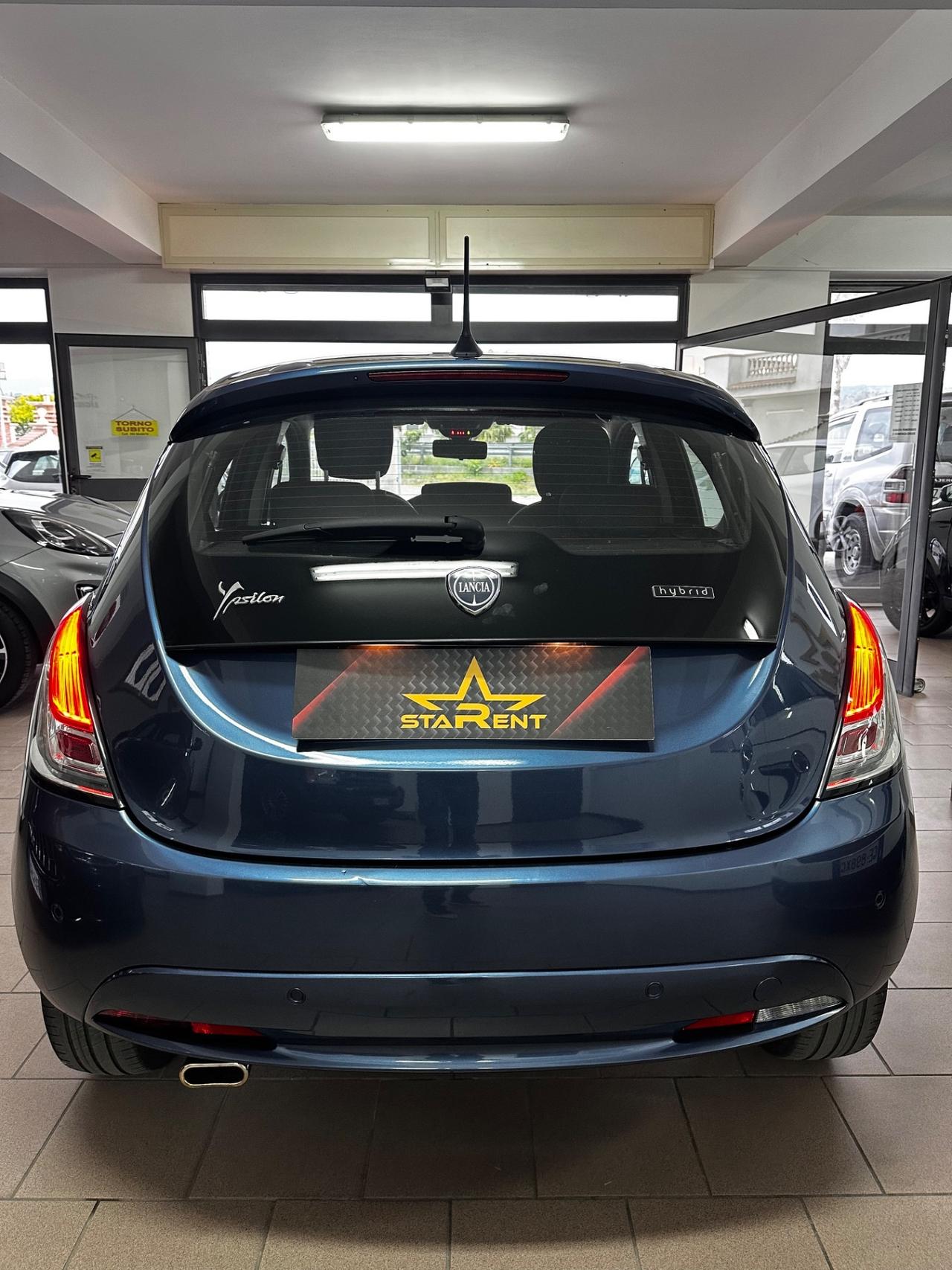 Lancia Ypsilon 1.0 FireFly 5 porte S&S Hybrid Gold