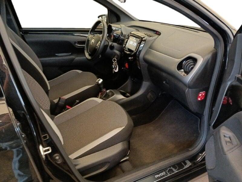 Toyota Aygo Connect 1.0 VVT-i 72 CV 5 porte x-you